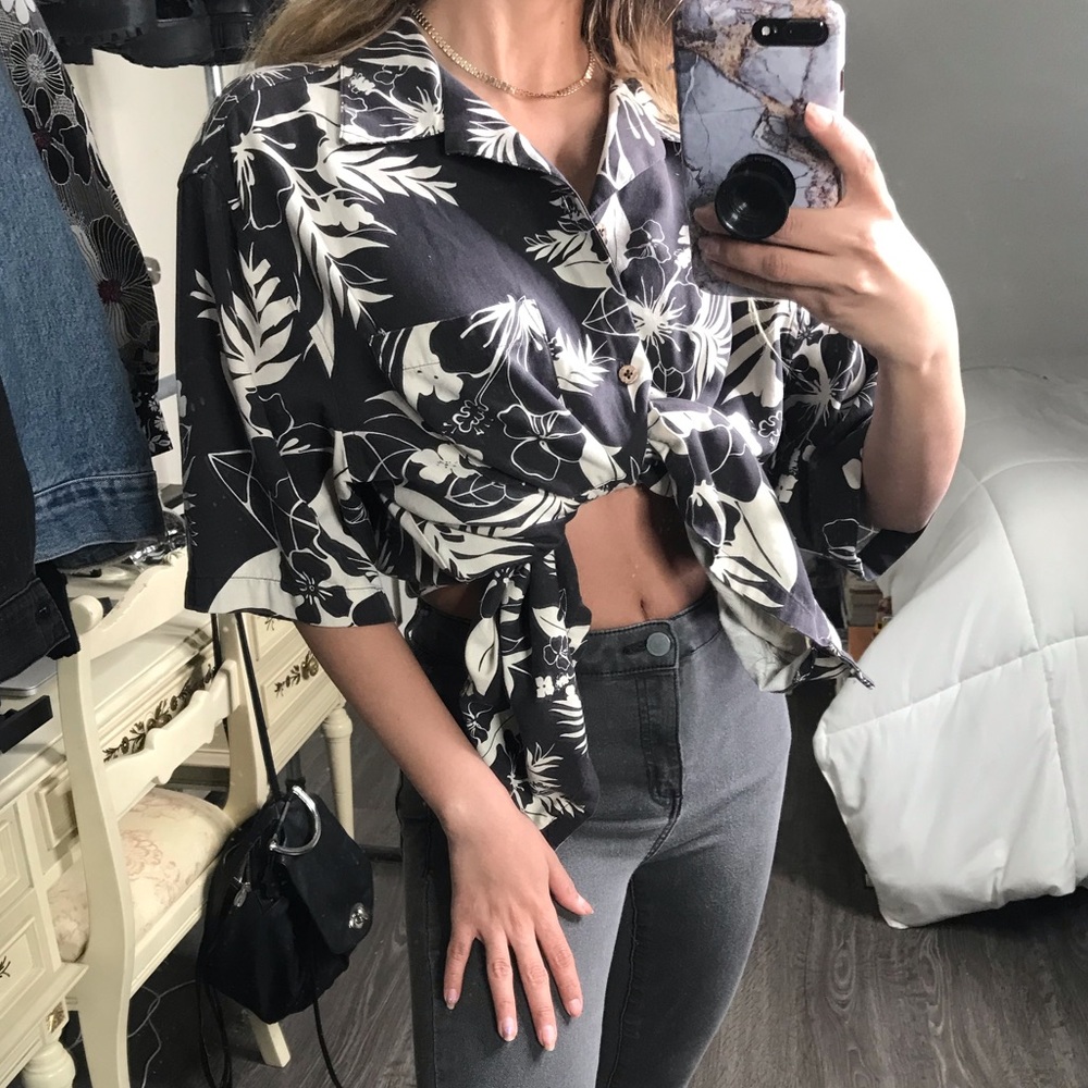 Island republic button up